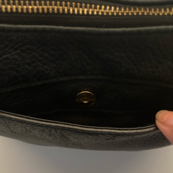 MICHAEL Michael Kors Hobo Bag Black - Picture 4 of 8